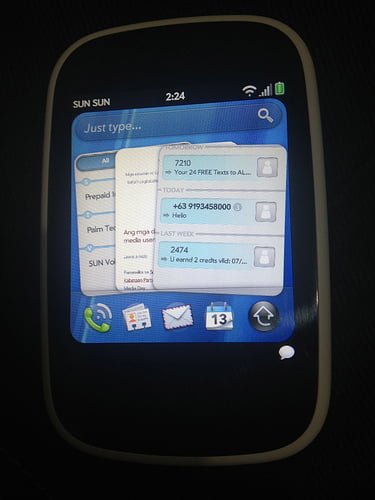 HP Veer with multitasking cards