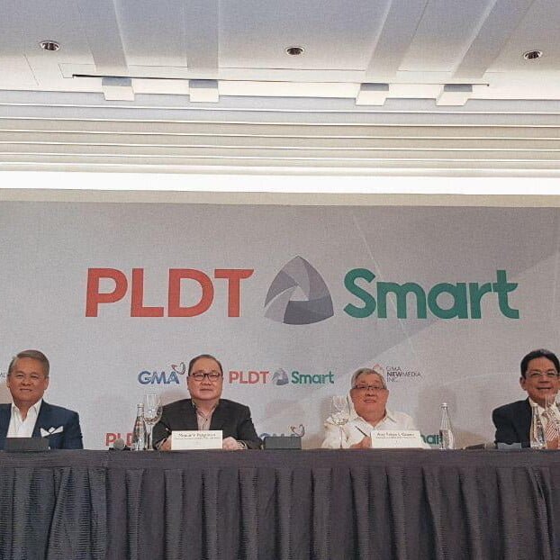 PLDT SVP and Head of Consumer Business–Market Development Oscar Enrico A. Reyes, PLDT EVP and Chief Revenue Officer Ernesto R. Alberto, PLDT and Smart Chairman and CEO Manuel V. Pangilinan, GMA Network Chairman and CEO Felipe L. Gozon, GMA Network President and COO Gilberto R. Duavit, Jr., and NMI President and COO Judd Gallares during the signing ceremony of the GMA-PLDT partnership in Makati City on January 9, 2019.